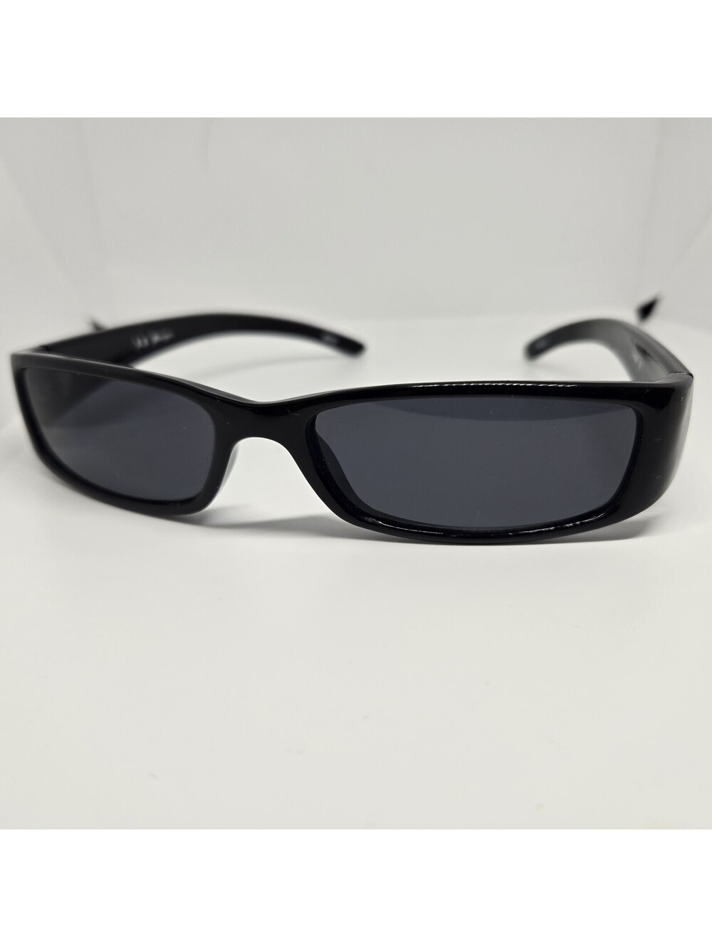 A. J. Morgan CAVA 60101 Black Sunglasses UV400 Lens AJ MORGAN